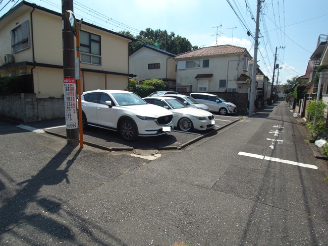 上水南町二丁目駐車場